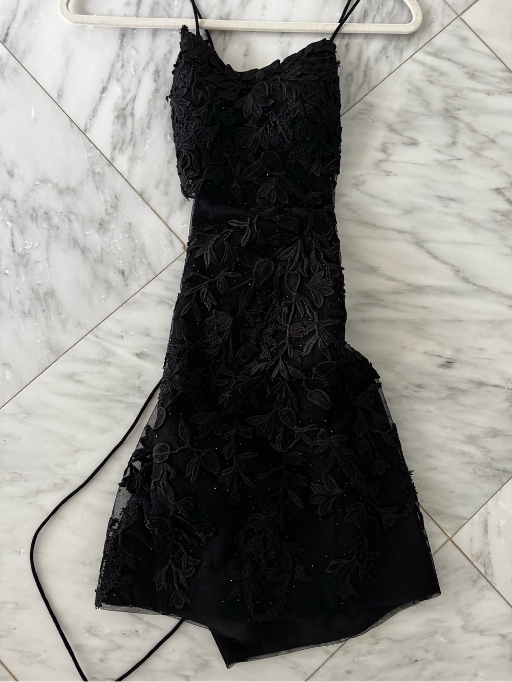 Sherri Hill Black Floral Lace Appliqué Mini Dress
